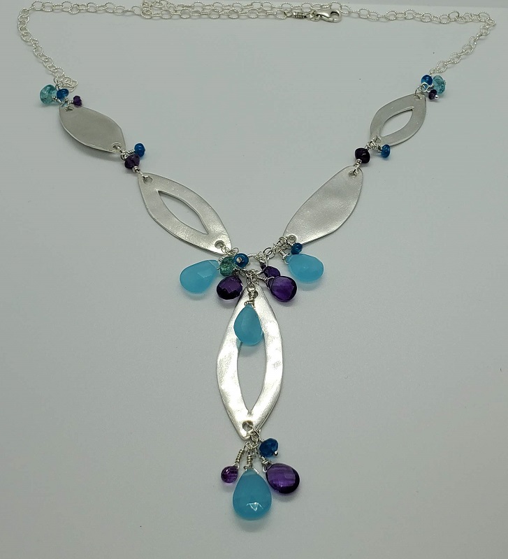 Multi-leaf shapes with blue/purple gems (GT1567) by Gabrielle Taylor