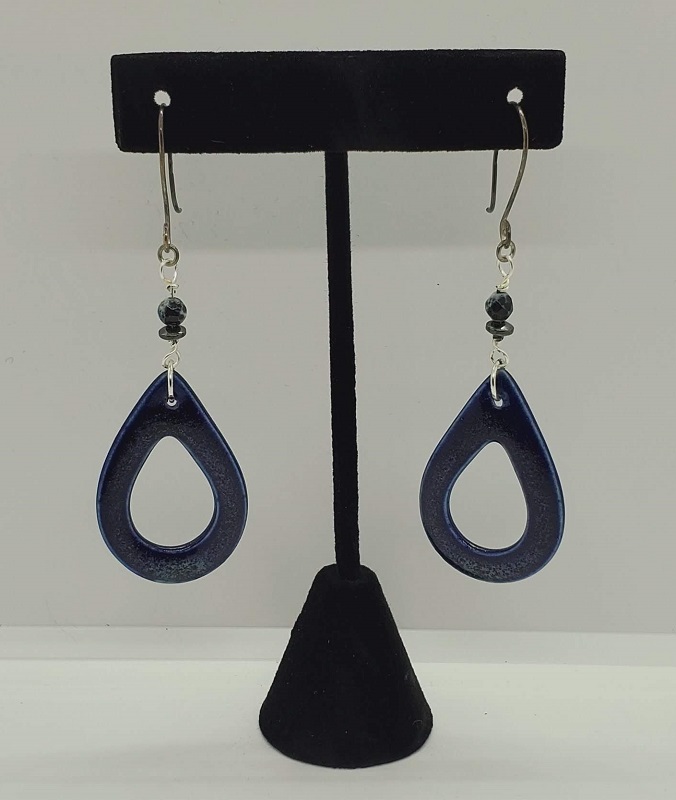 Earrings - Porcelain and Agate (BJ113) by B.J.B. Hickerson