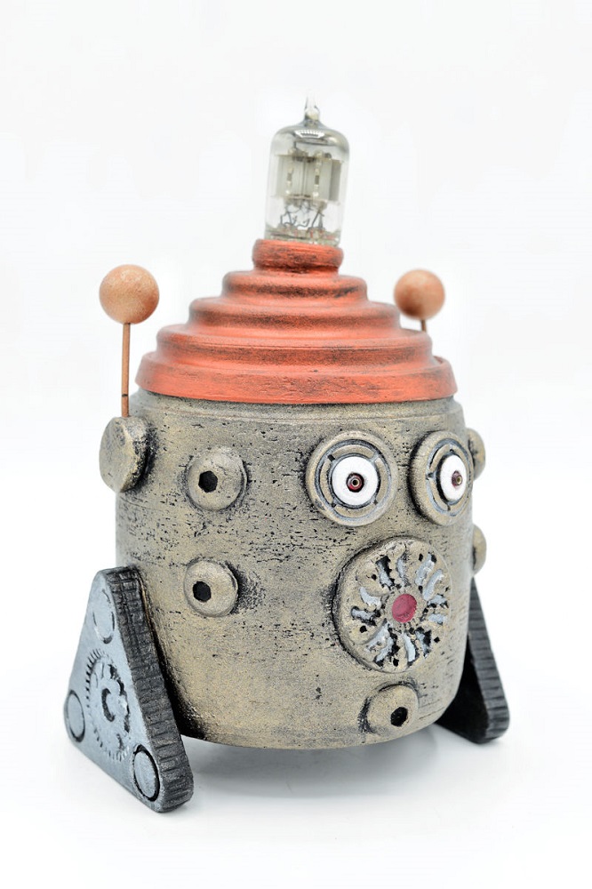 Bob Bot #011 by B.G. Dodson